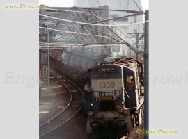 © English Electric Growl / Luke Cossins