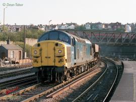 © English Electric Growl / Dean Tabor