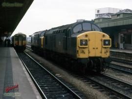 © English Electric Growl / Dean Tabor