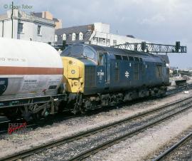 © English Electric Growl / Dean Tabor