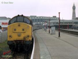 © English Electric Growl / Dean Tabor