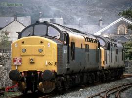 © English Electric Growl / Steve Jones