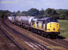 © English Electric Growl / Daniel Pearson