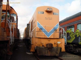 © English Electric Growl / Eben Levy