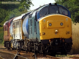 © English Electric Growl / Martin Reeve