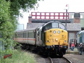 © English Electric Growl / Steve Jones