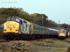 © English Electric Growl / Garry Sparks