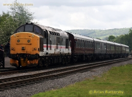 &copy; English Electric Growl&nbsp;/&nbsp;Brian Battersby