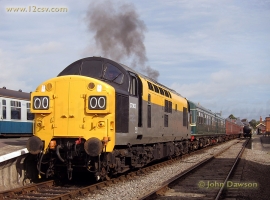 &copy; English Electric Growl&nbsp;/&nbsp;John Dawson