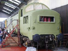 © English Electric Growl / Vernon Large