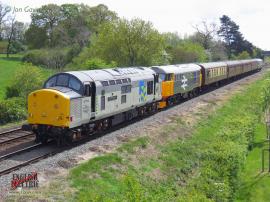 © English Electric Growl / Jon Gavin