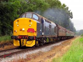 © English Electric Growl / Jon Gavin