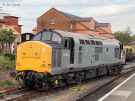 © English Electric Growl / Jon Gavin